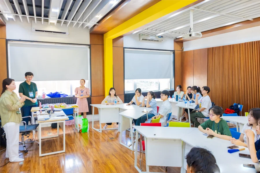Trại hè hướng nghiệp Career Insights tại Hàn Quốc